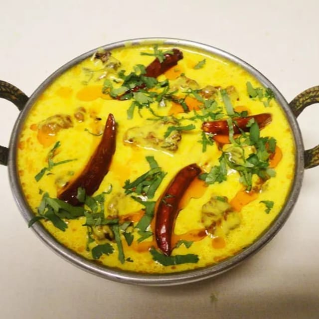 Curry Pakora.