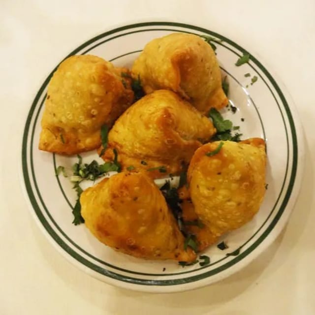 Vegetable Samosa.